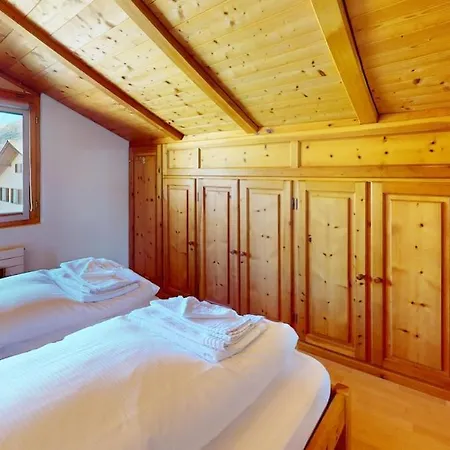 Chesa Susi - Elegant Attic In The Engadine Appartamento *