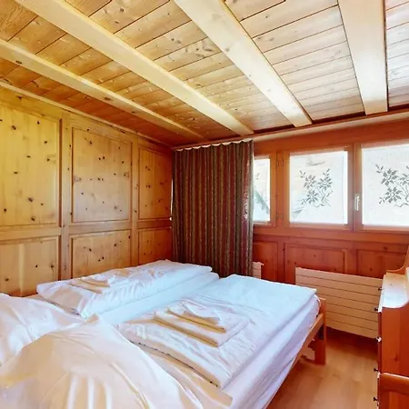 Apartment Engadine Attic Within Walking Distance Of The Facilities