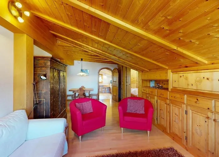 Engadine Attic Within Walking Distance Of The Facilities * Celerina/Schlarigna